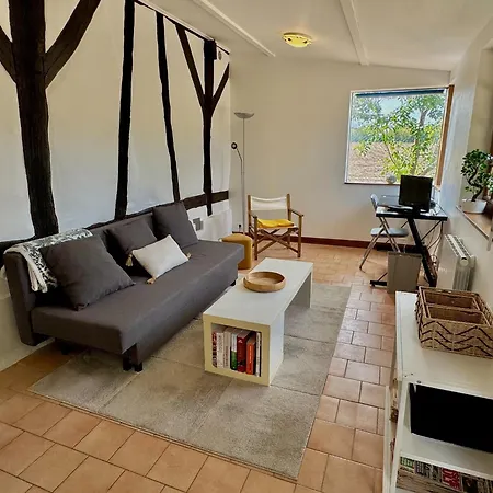 Maison Campagnarde, Au Calme, Proche D'evreux Vakantiehuis